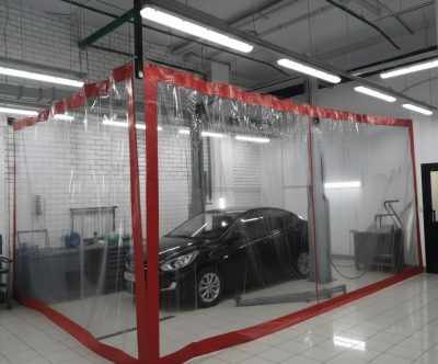 Штора для автомойки ПВХ  прозрачная с цветным кантом